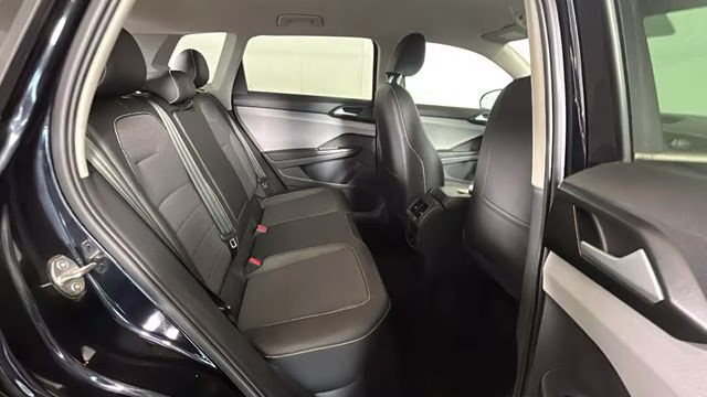 2022 Deep Black Pearl Volkswagen Taos 1.5T SE FWD SUV