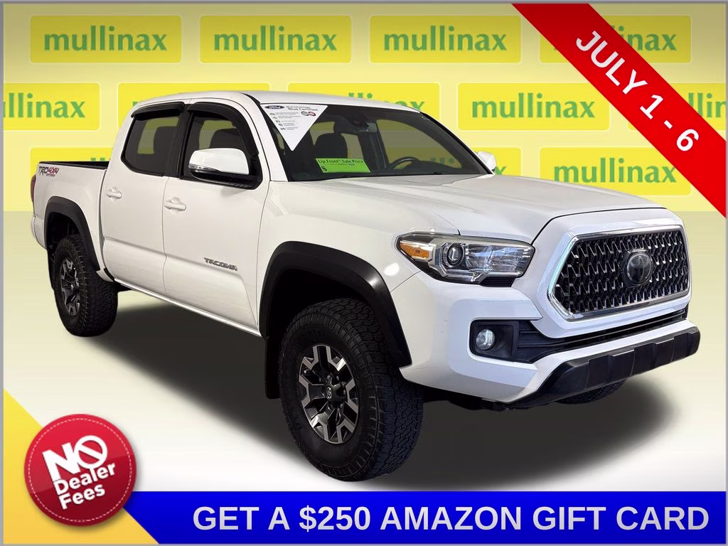 2018 Super White Toyota Tacoma TRD Off-Road 4X4 Truck