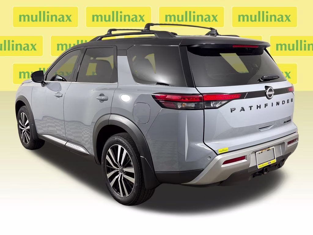 2025 Solid Gray/Super Black Nissan Pathfinder Platinum FWD SUV