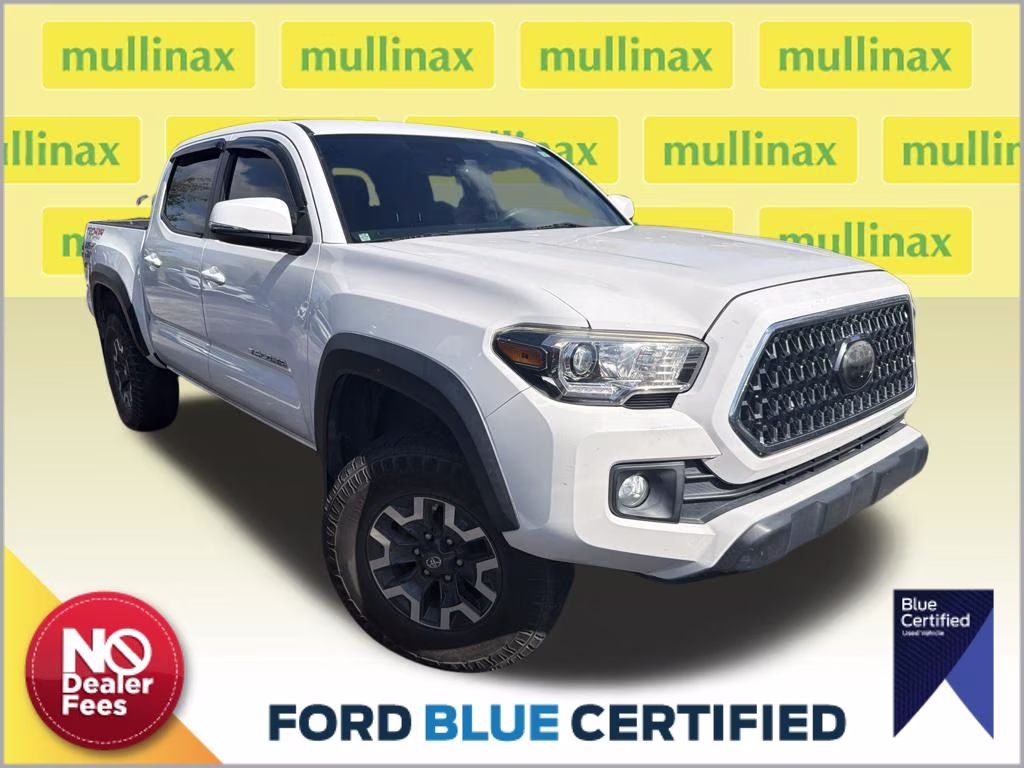 2018 Super White Toyota Tacoma TRD Off-Road 4X4 Truck