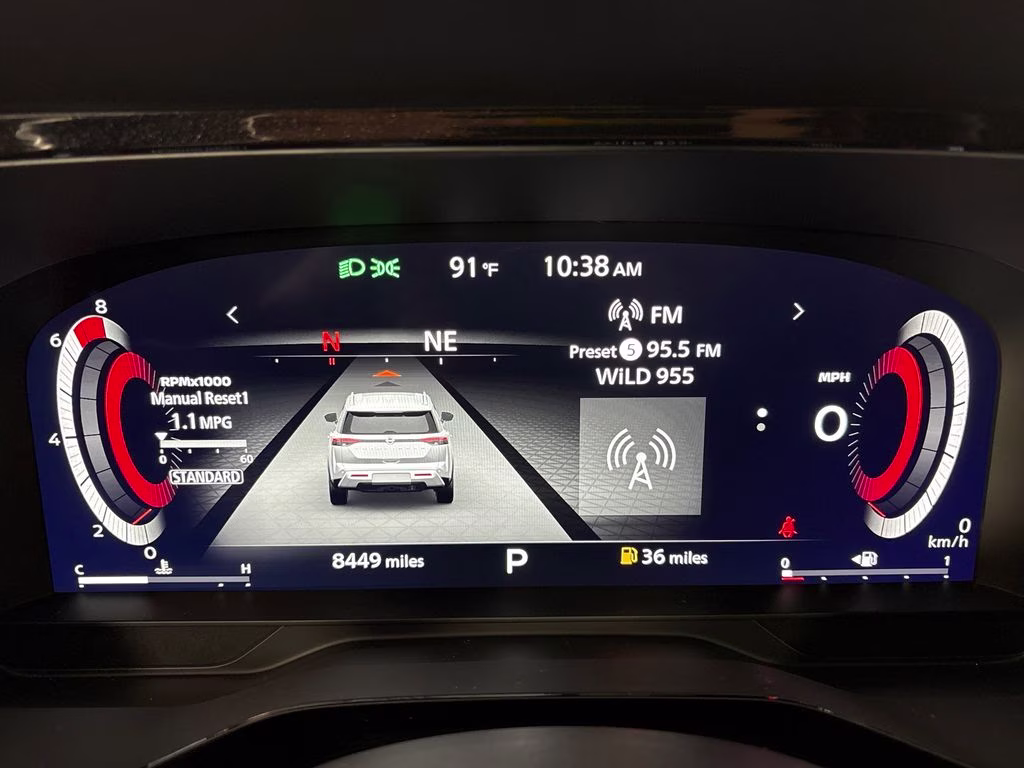 2025 Solid Gray/Super Black Nissan Pathfinder Platinum FWD SUV