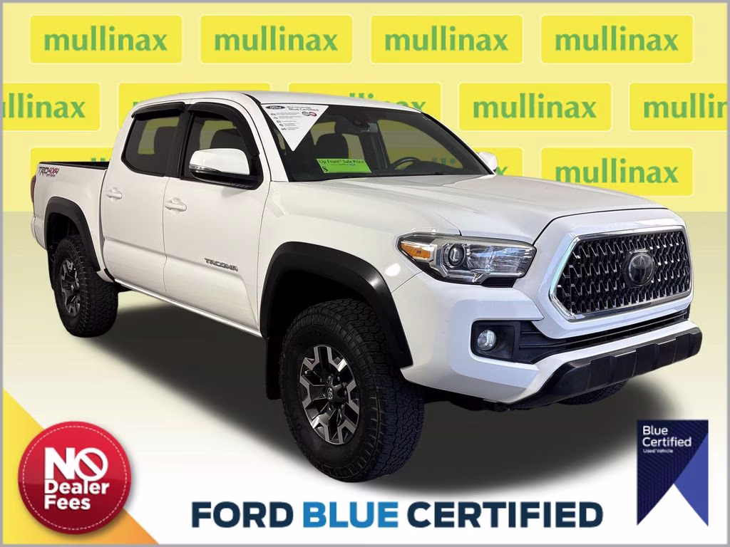 2018 Super White Toyota Tacoma TRD Off-Road 4X4 Truck