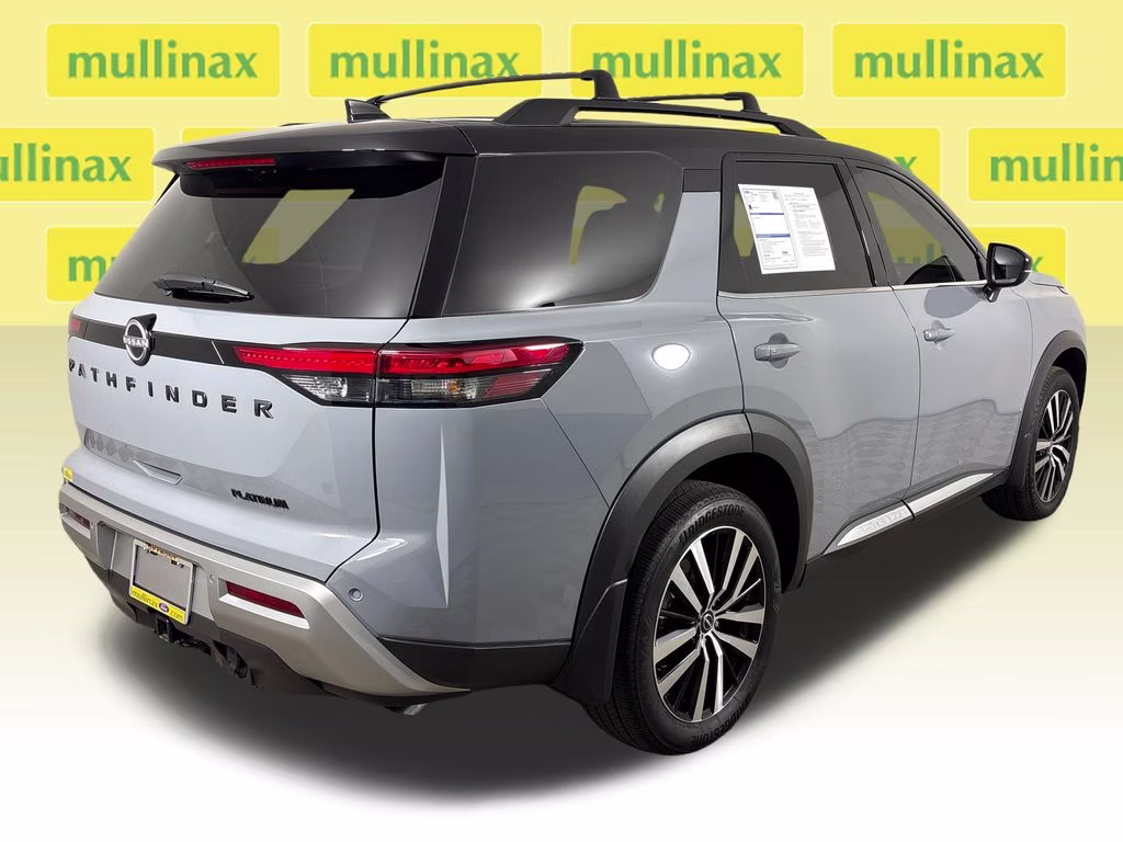 2025 Solid Gray/Super Black Nissan Pathfinder Platinum FWD SUV