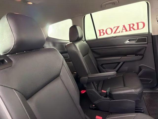 2019 Silver Volkswagen Atlas 2.0T SE w/Technology FWD SUV
