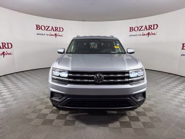2019 Silver Volkswagen Atlas 2.0T SE w/Technology FWD SUV
