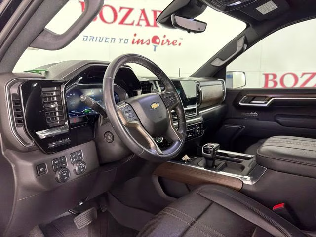 2023 Black Chevrolet Silverado 1500 High Country 4X4 Truck
