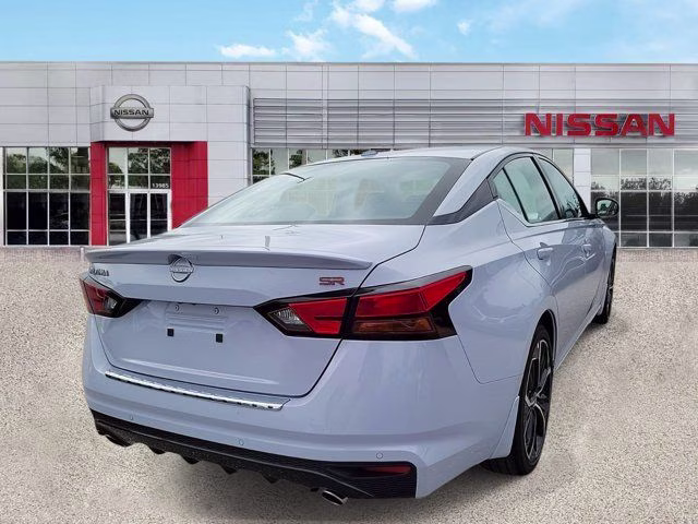 2026 Gray Sky Pearl Nissan Altima 2.5 SR FWD Sedan