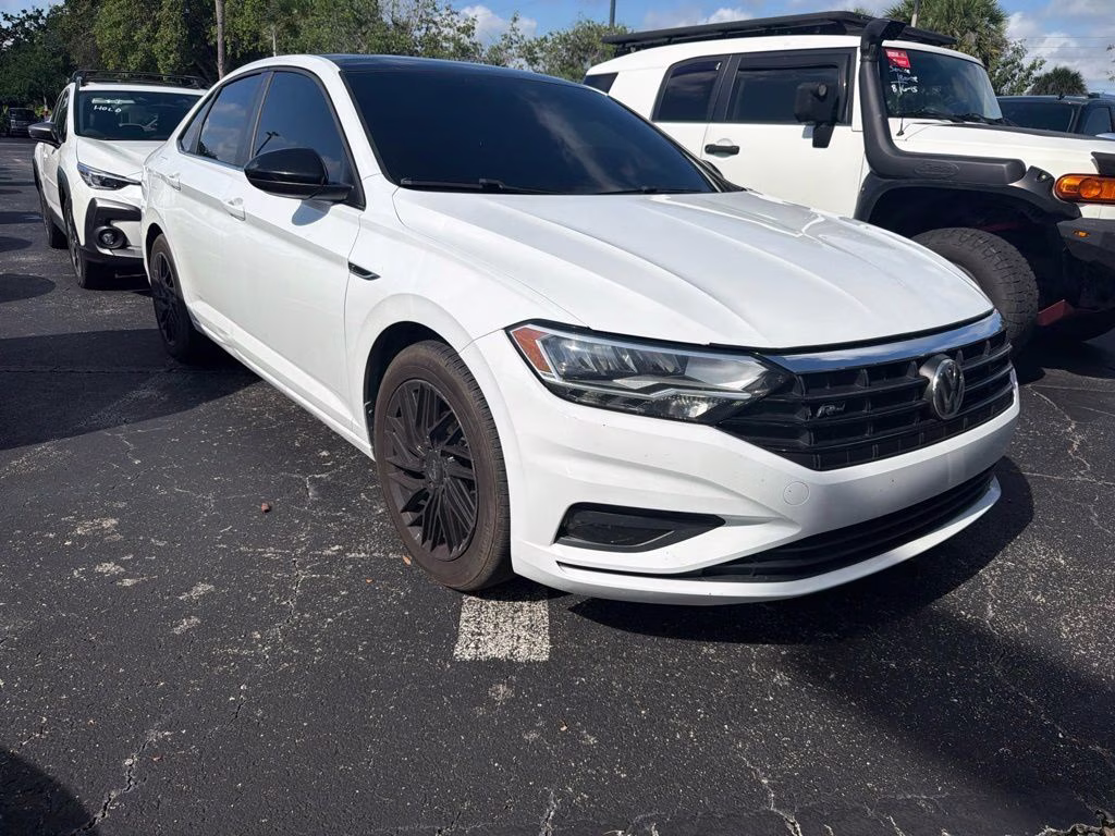 2020 Volkswagen Jetta R-Line FWD Sedan