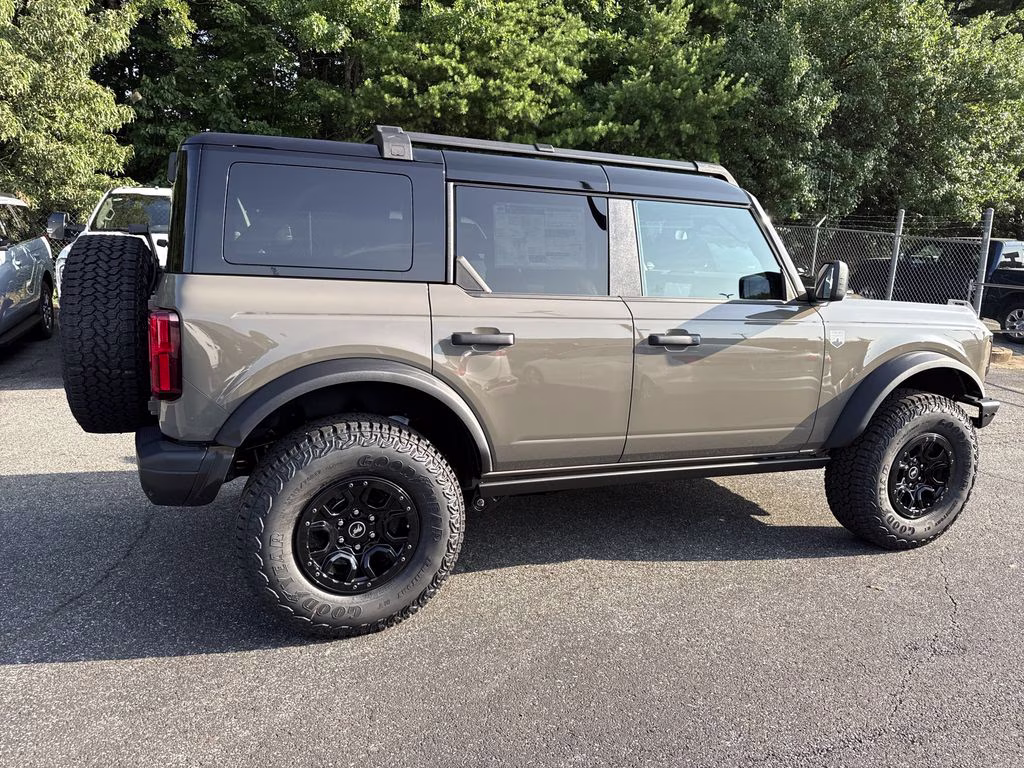 2026 Gray Ford Bronco Big Bend 4X4 SUV