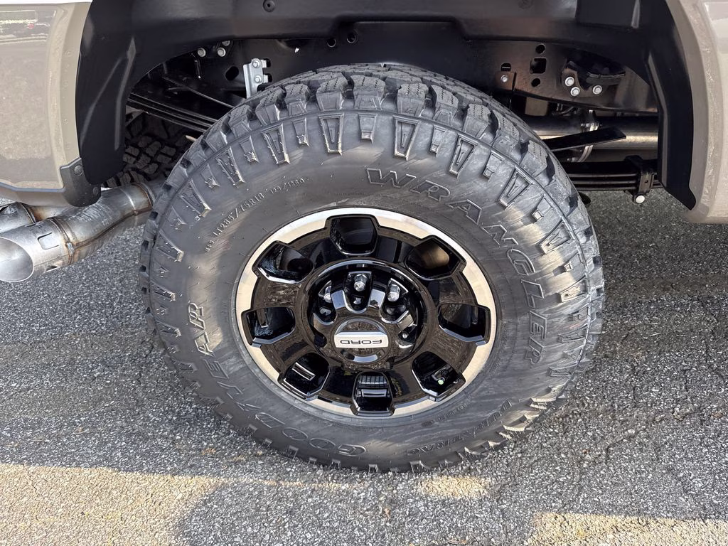 2026 White Ford Super Duty F-250 SRW King Ranch 4X4 Truck