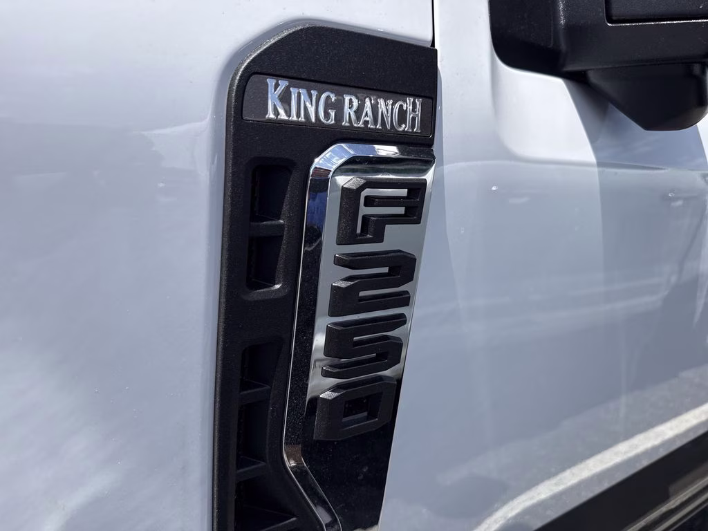 2026 Oxford White Ford Super Duty F-250 SRW King Ranch 4X4 Truck