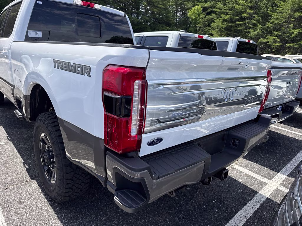 2026 Oxford White Ford Super Duty F-250 SRW King Ranch 4X4 Truck