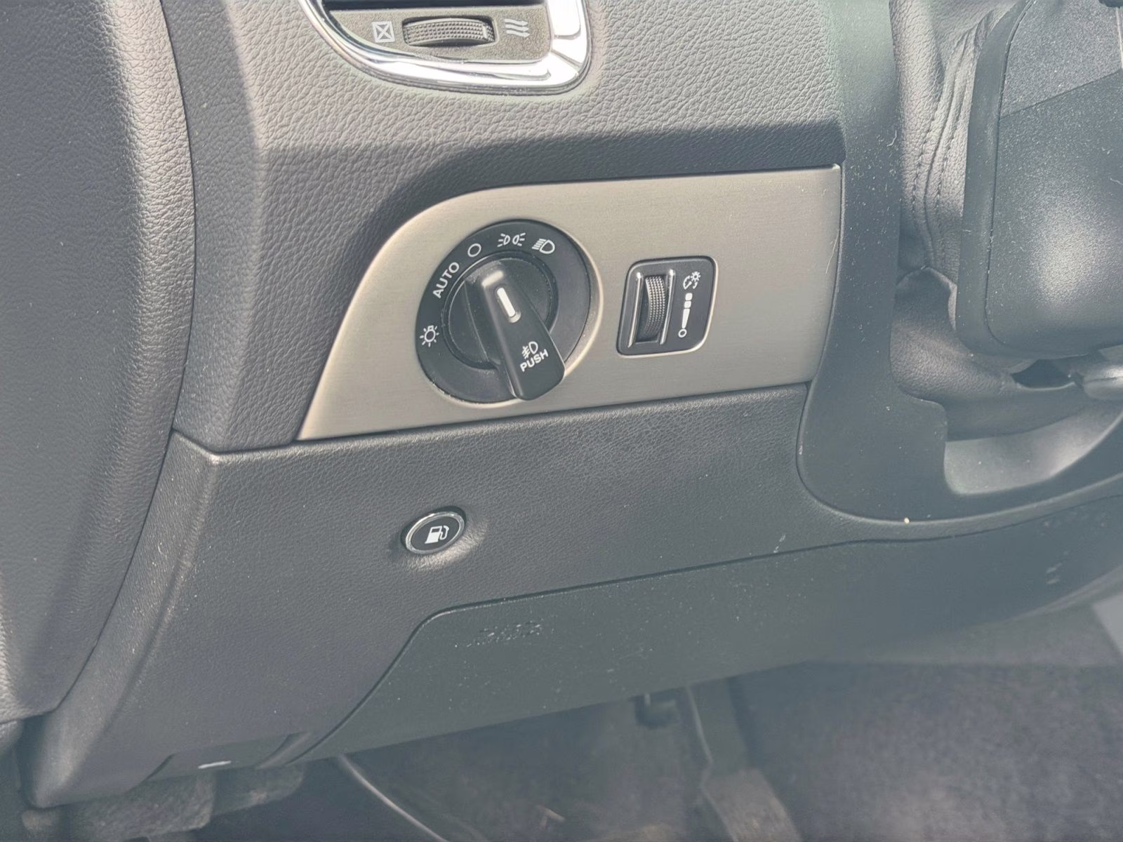 2017 DB Black Crystal Clearcoat Dodge Durango SUV