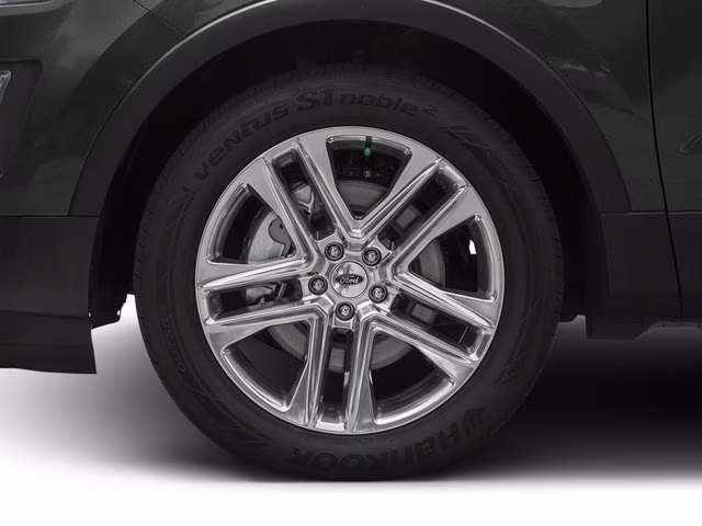 2017 Ford Explorer XLT 4X4 SUV