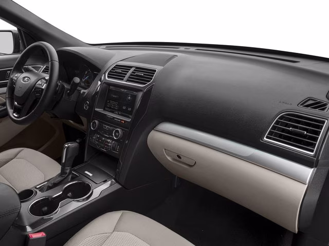 2017 Ford Explorer XLT 4X4 SUV