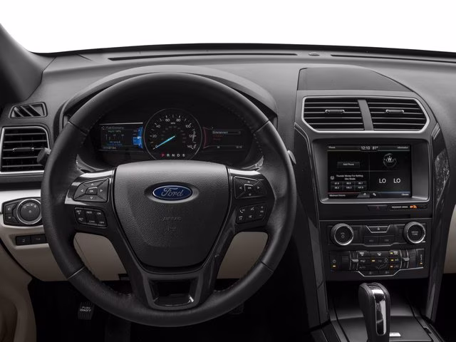 2017 Ford Explorer XLT 4X4 SUV