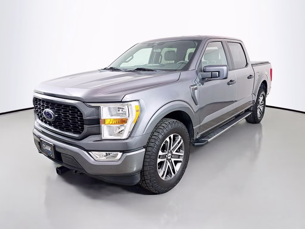2022 Gray Metallic Ford F-150 XL 4X4 Truck