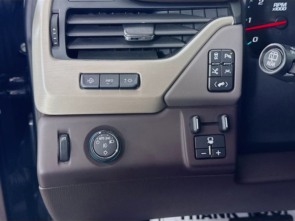 2020 Carbon Black Metallic GMC Yukon Denali RWD SUV