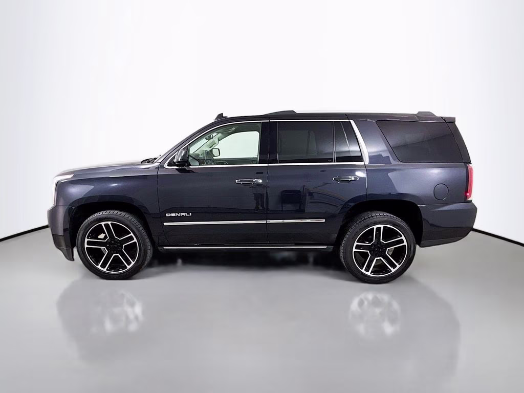 2020 Carbon Black Metallic GMC Yukon Denali RWD SUV