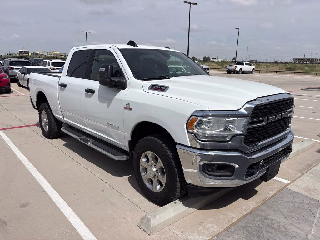2024 Bright White Clearcoat Ram 2500 Big Horn 4X4 Truck
