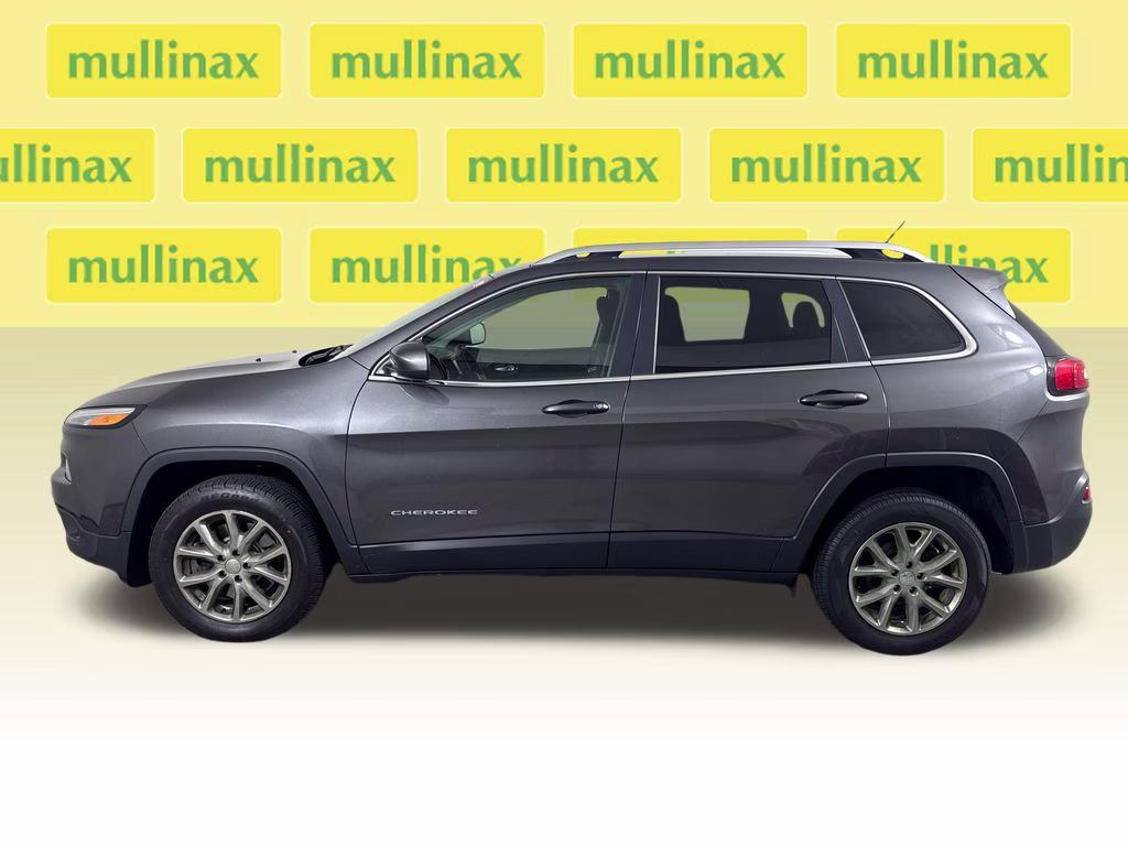2017 Granite Crystal Metallic Clearcoat Jeep Cherokee Latitude FWD SUV