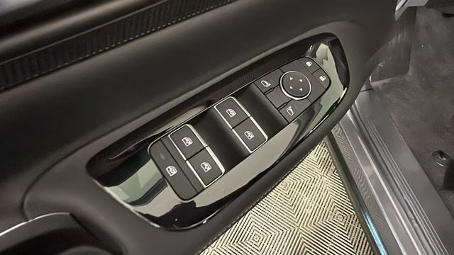 2025 Gun Metallic Nissan Murano SV AWD SUV