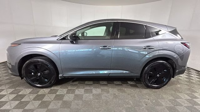 2025 Gun Metallic Nissan Murano SV AWD SUV