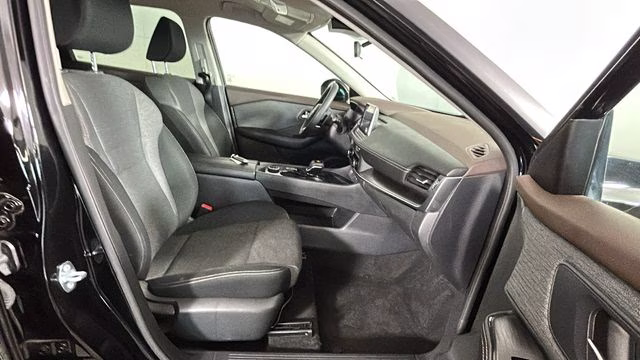 2023 Super Black Nissan Rogue SV AWD SUV