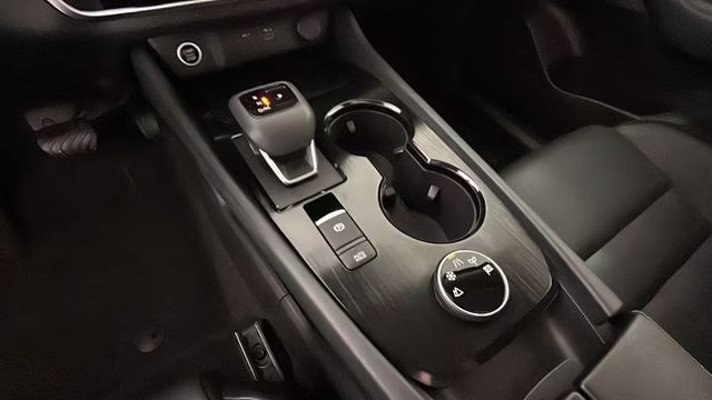 2023 Pearl White Tricoat Nissan Rogue SV AWD SUV