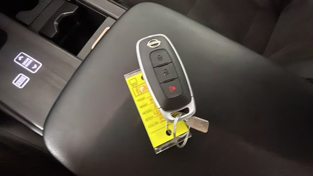 2023 Boulder Gray Pearl/Black Diamond Pearl Nissan ARIYA ENGAGE FWD SUV
