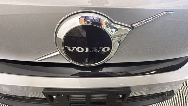 2023 Silver Volvo C40 Recharge Pure Electric Ultimate AWD SUV