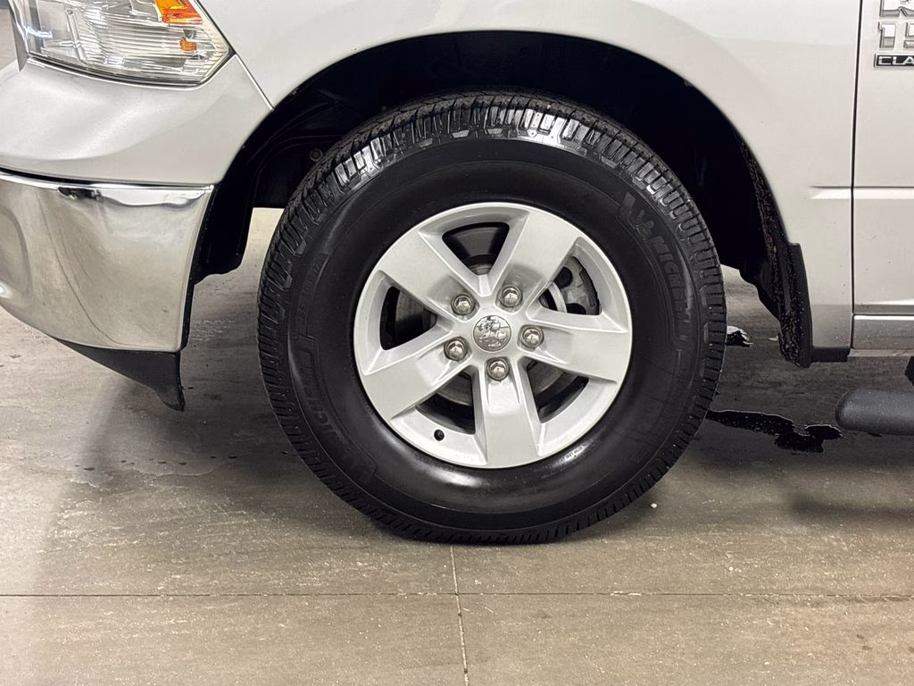 2019 Bright Silver Clearcoat Metallic Ram 1500 Classic Tradesman RWD Truck