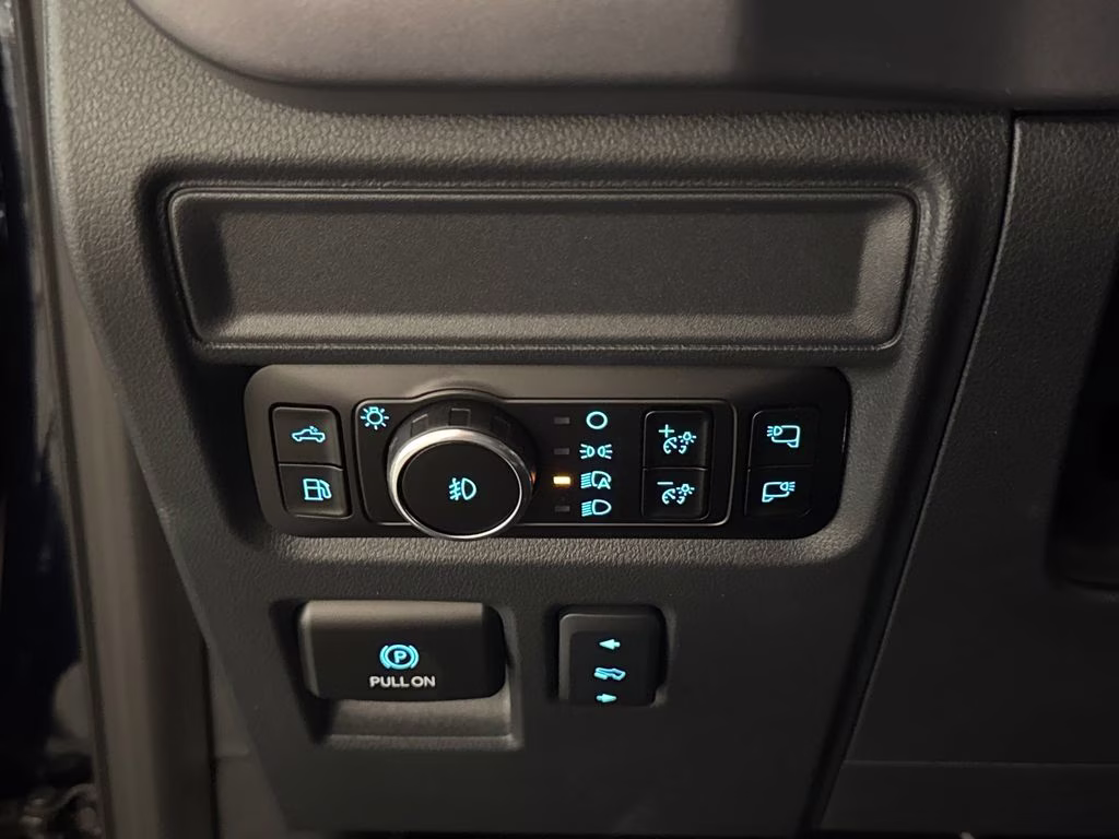 2025 Blue Metallic Ford F-150 XLT 4X4 Truck