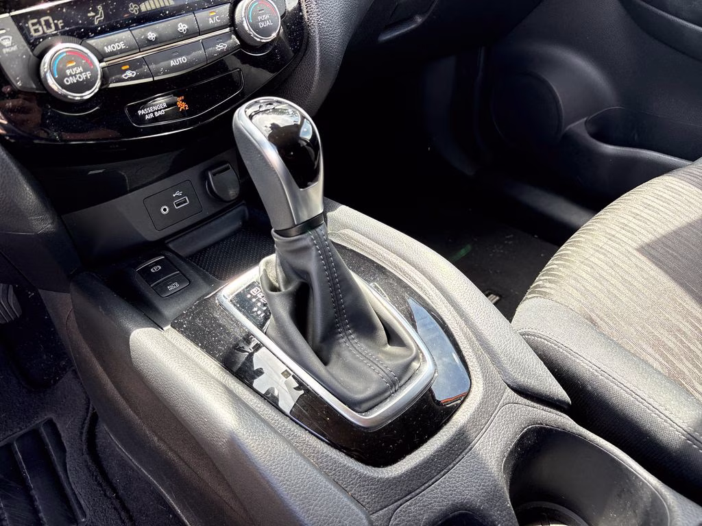 2019 Monarch Orange Metallic Nissan Rogue SV AWD SUV