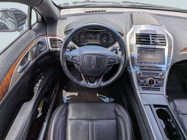 2020 Infinite Black Metallic Lincoln MKZ Reserve FWD Sedan