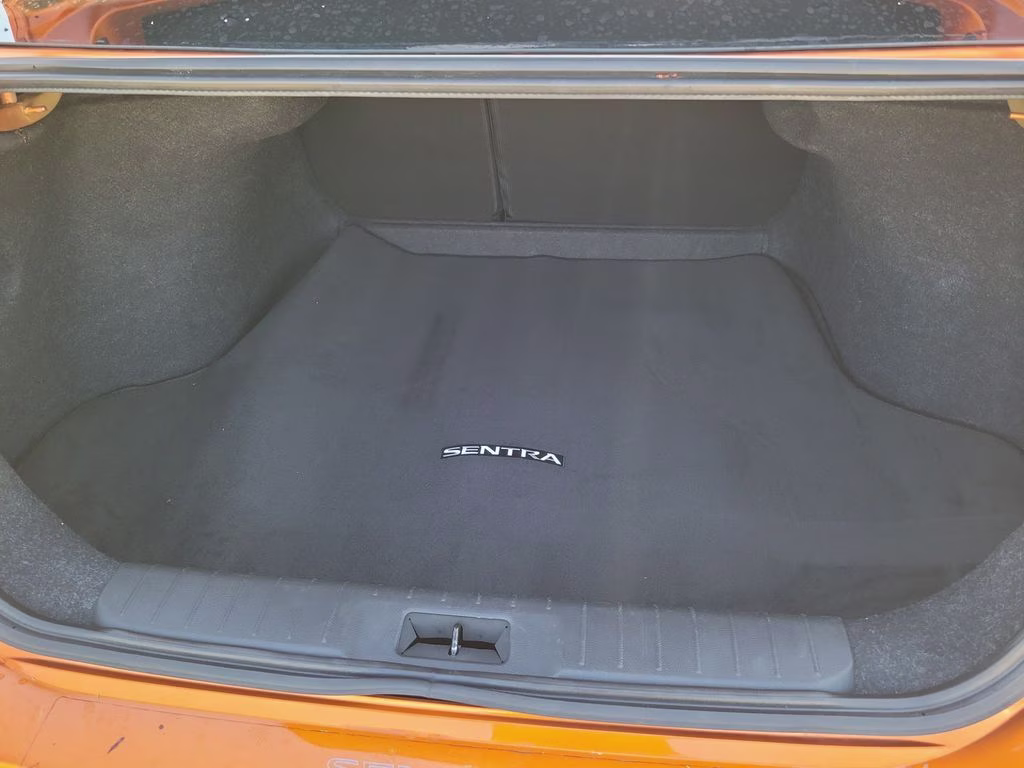 2021 Monarch Orange/Super Black Nissan Sentra SR FWD Sedan