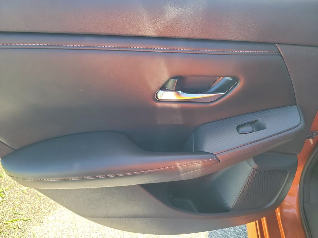 2021 Monarch Orange/Super Black Nissan Sentra SR FWD Sedan
