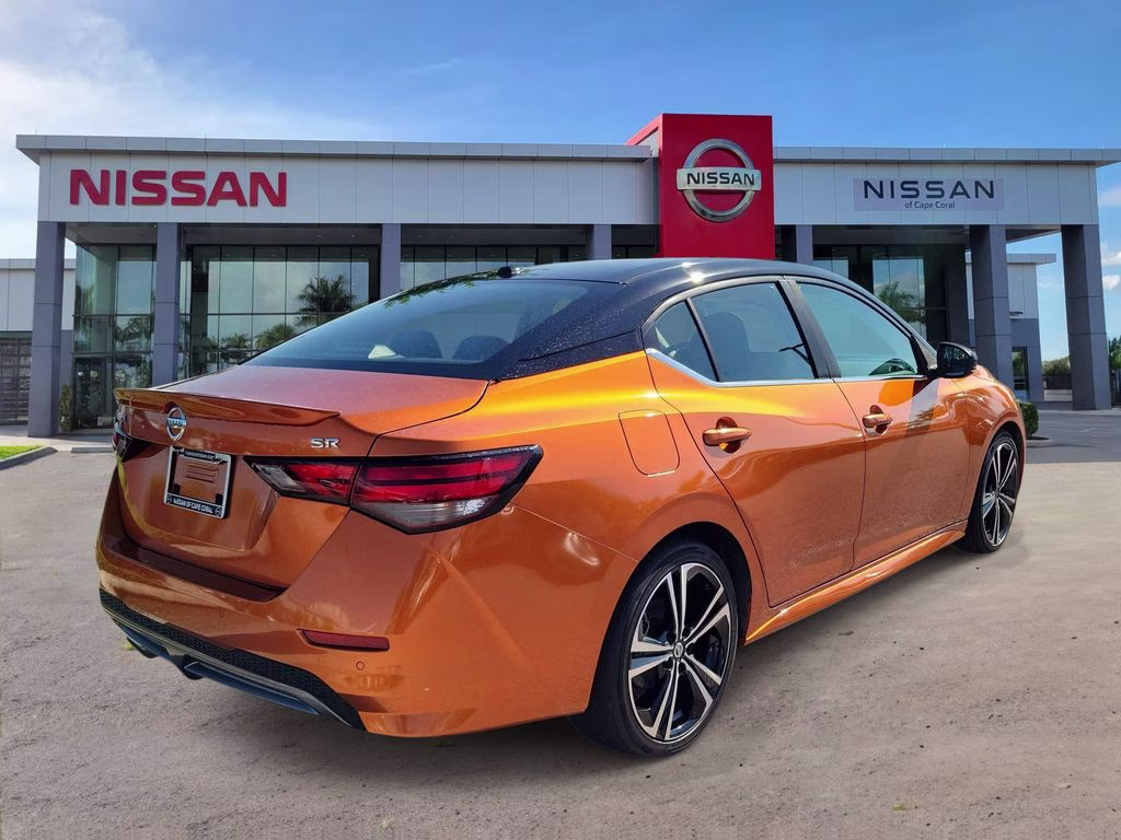2021 Monarch Orange/Super Black Nissan Sentra SR FWD Sedan