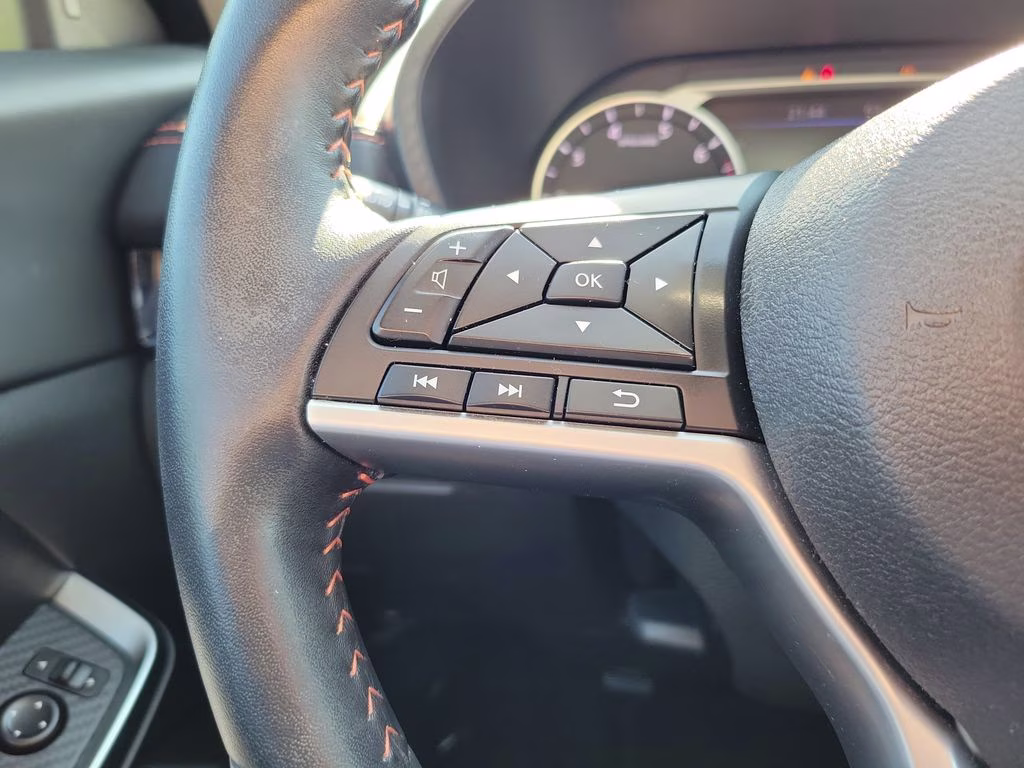2021 Monarch Orange/Super Black Nissan Sentra SR FWD Sedan