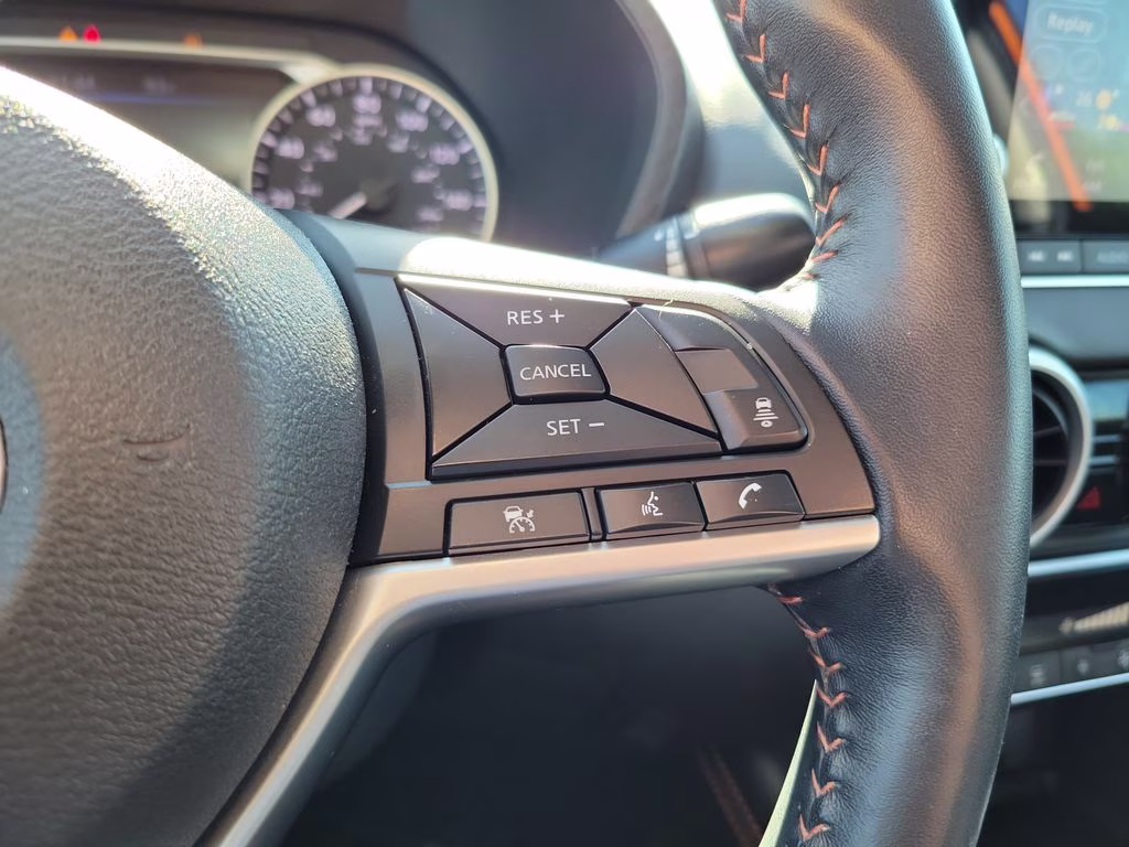2021 Monarch Orange/Super Black Nissan Sentra SR FWD Sedan