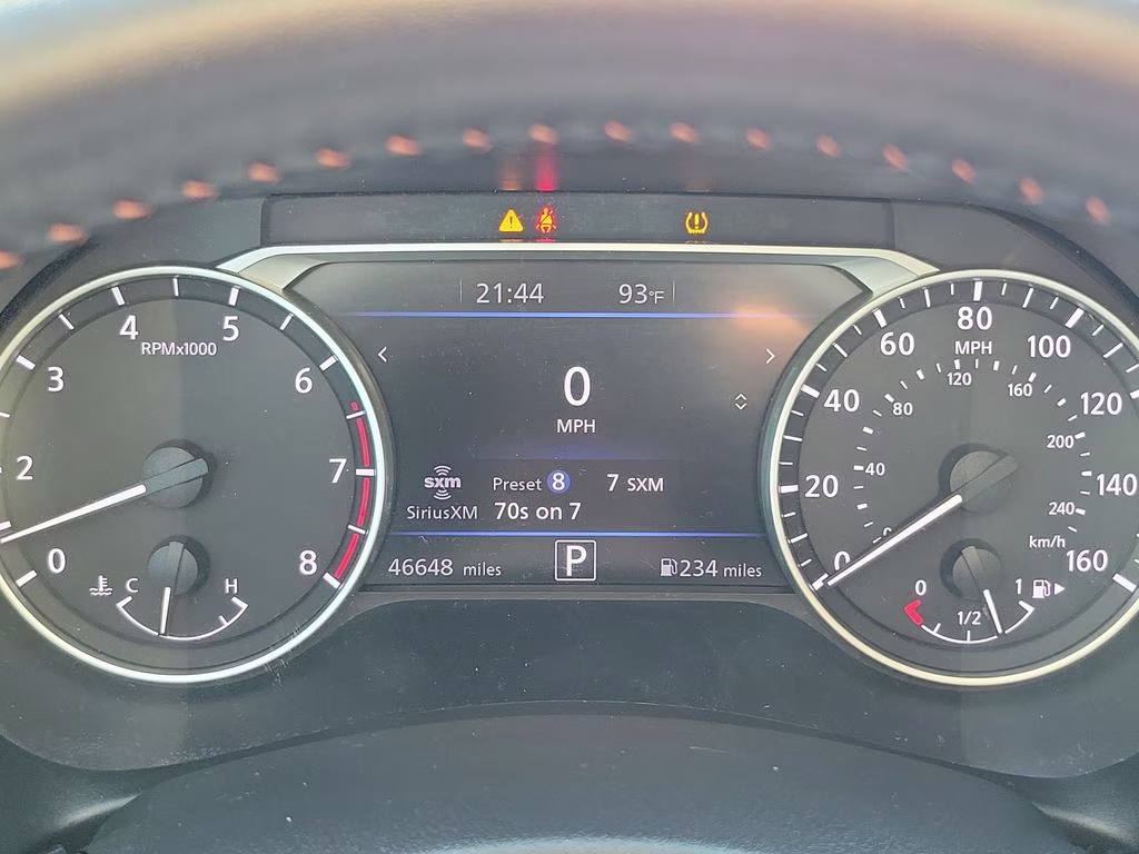 2021 Monarch Orange/Super Black Nissan Sentra SR FWD Sedan