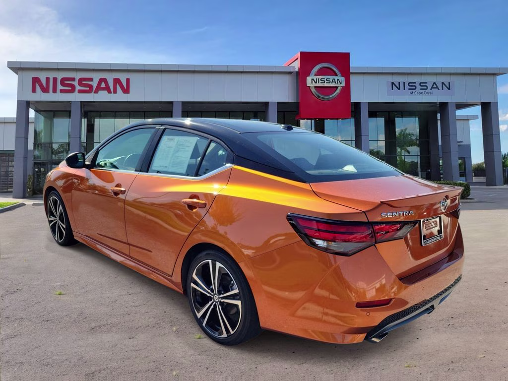 2021 Monarch Orange/Super Black Nissan Sentra SR FWD Sedan