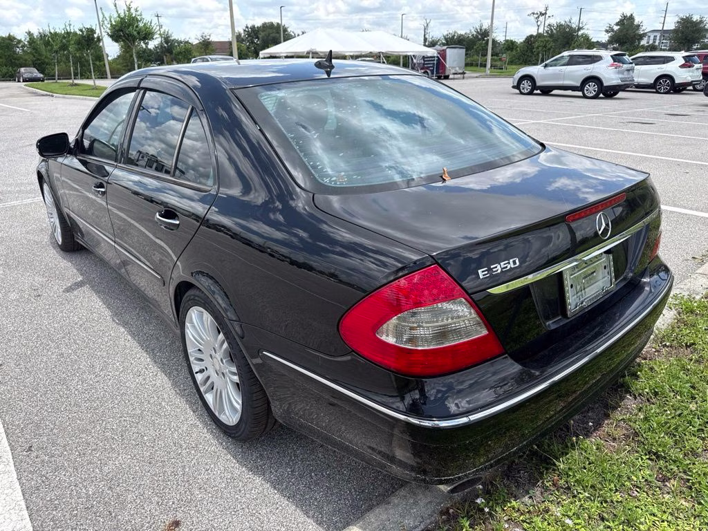 2008 Designo Mocha Black Mercedes-Benz E-Class E 350 RWD Sedan