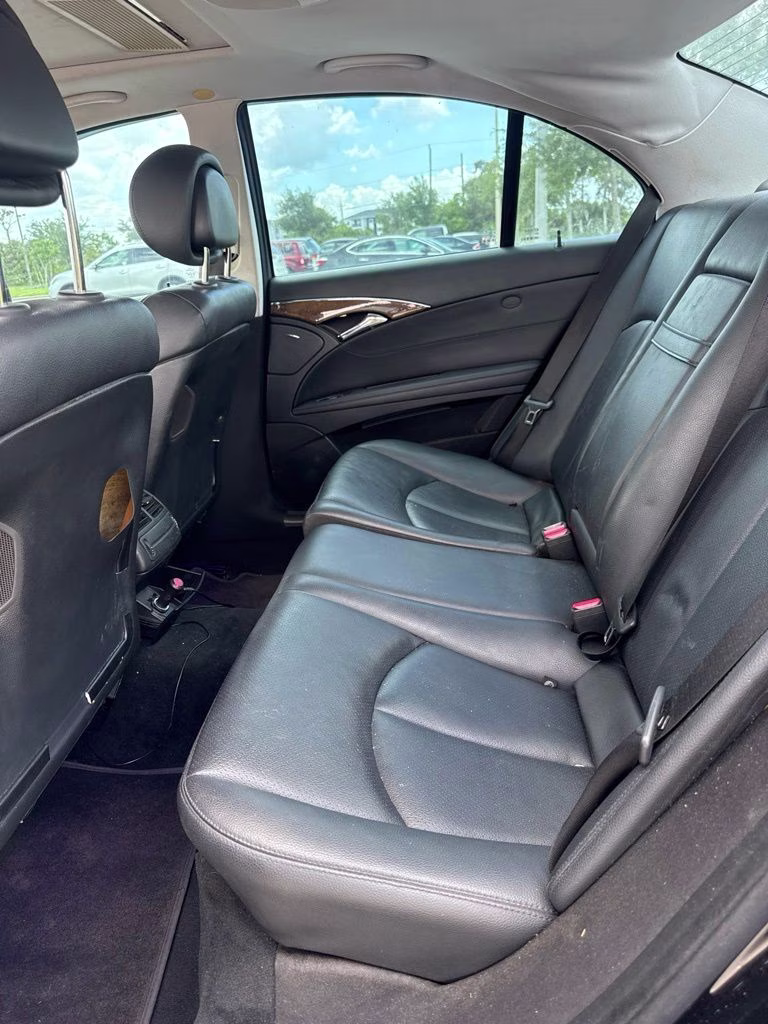 2008 Designo Mocha Black Mercedes-Benz E-Class E 350 RWD Sedan
