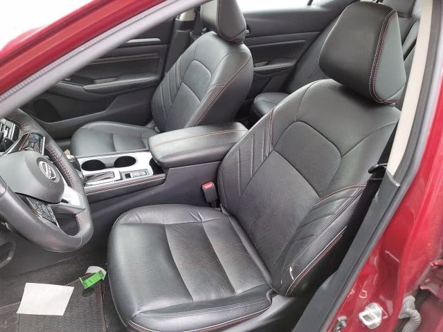 2023 Brilliant Silver Metallic Nissan Altima 2.5 SR AWD Sedan