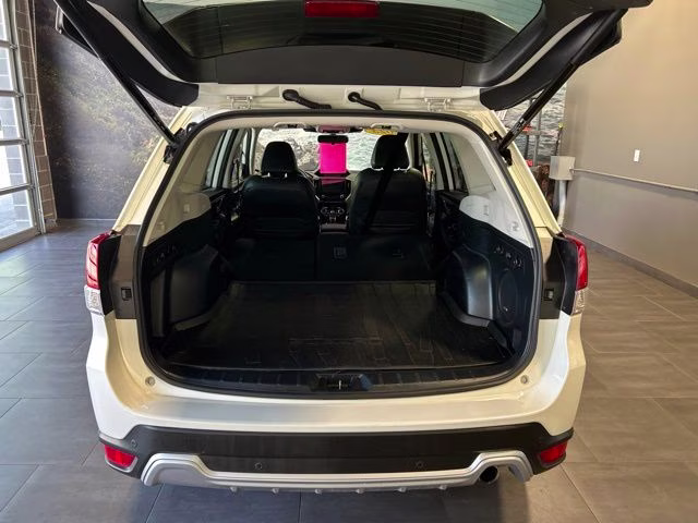 2023 Crystal White Pearl Subaru Forester Touring AWD SUV