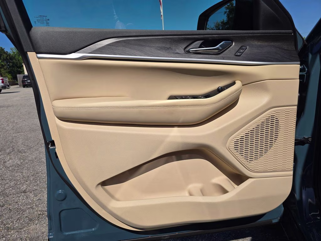 2026 Steel Blue Jeep Grand Cherokee L Limited 4X4 SUV