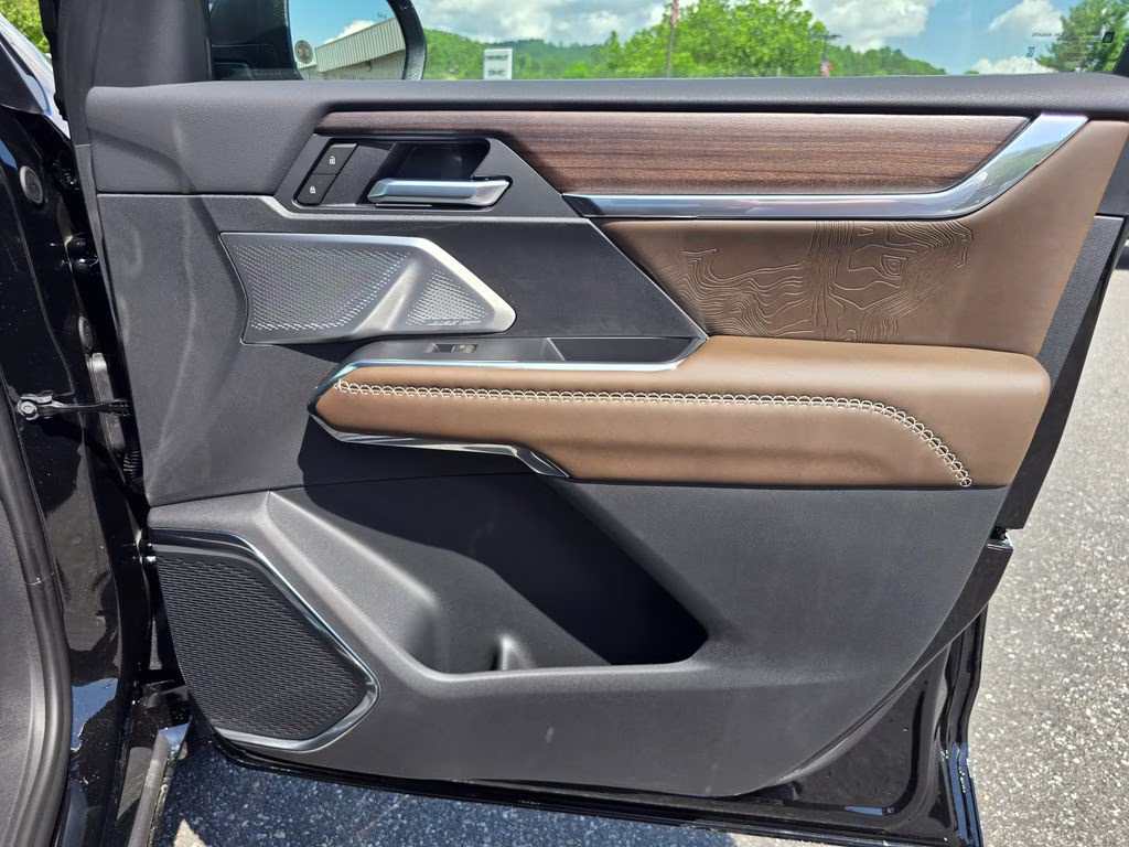 2026 Ebony Twilight Metallic GMC Acadia Denali Ultimate AWD SUV