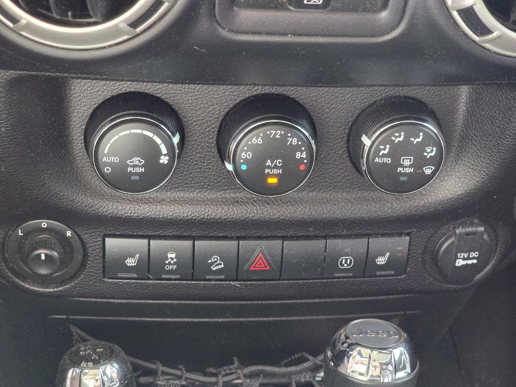2018 Rhino Clearcoat Jeep Wrangler JK Unlimited Sahara 4X4 SUV