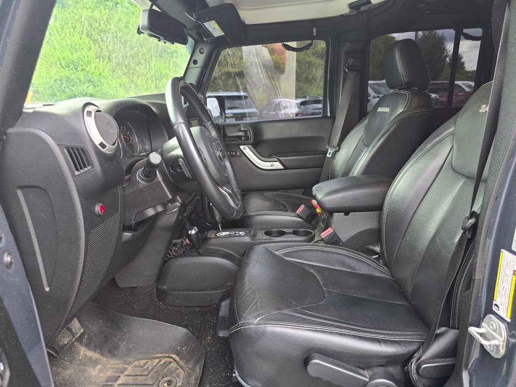 2018 Rhino Clearcoat Jeep Wrangler JK Unlimited Sahara 4X4 SUV